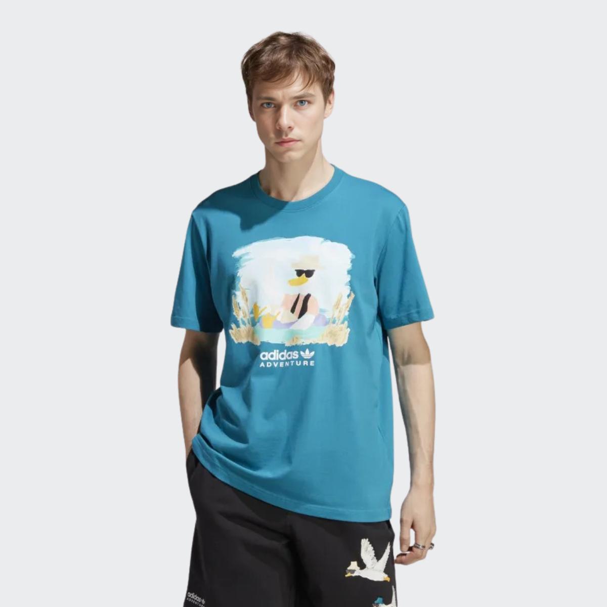 Adidas Футболка Originals Adventure Graphic Tee с логотипом и мультяшным принтом — фото 3