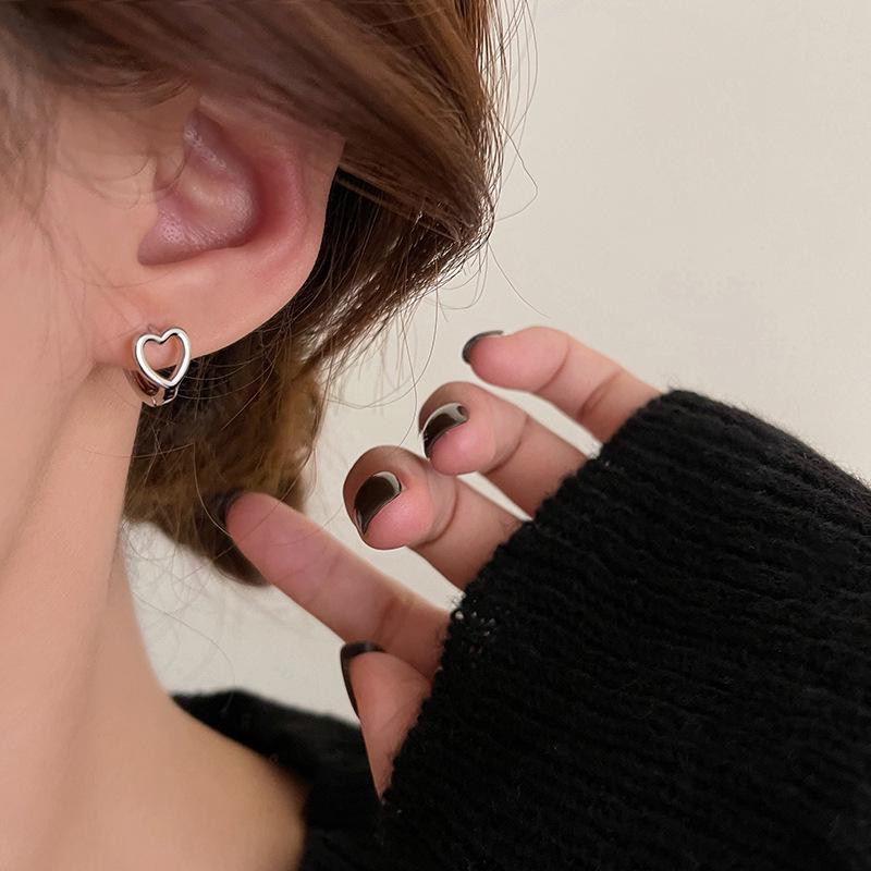 Heart Ear Cuff Stud Earrings: Women's Stylish Korean-Inspired Jewelry