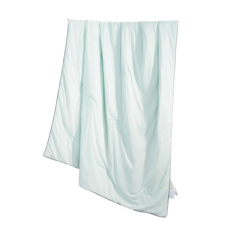 

Mercure Home Textiles Cool-Touch Knitted Summer Fiber Quilt