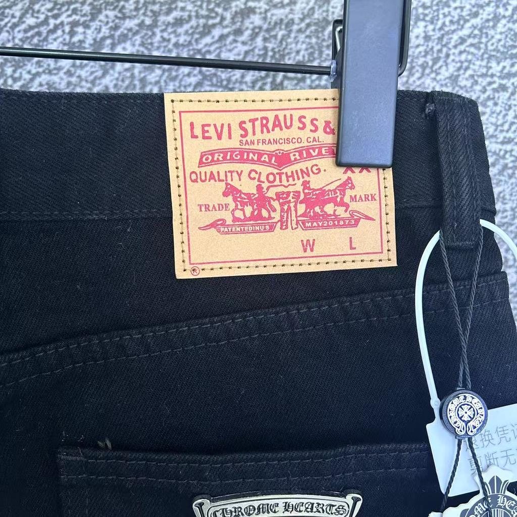 9905 CHROME HEARTS Men's and Women's American Style Trendy Jeans with Fabric Patches, Casual and Fashionable High Street Pants