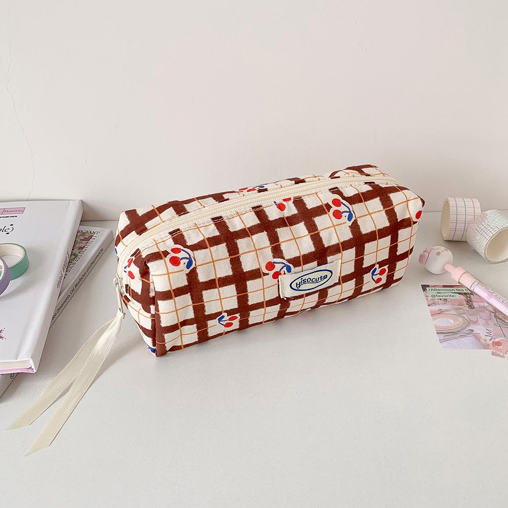 Portable Large-Capacity Makeup & Stationery Bag for Girls