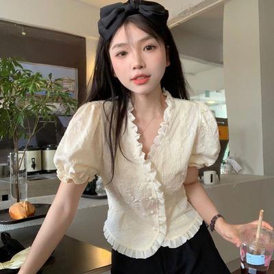 French Gentle V-neck Heavy Duty Shirt with A Unique Summer Temperament Chic Shirt with Short Bubble Sleeves Women's Top