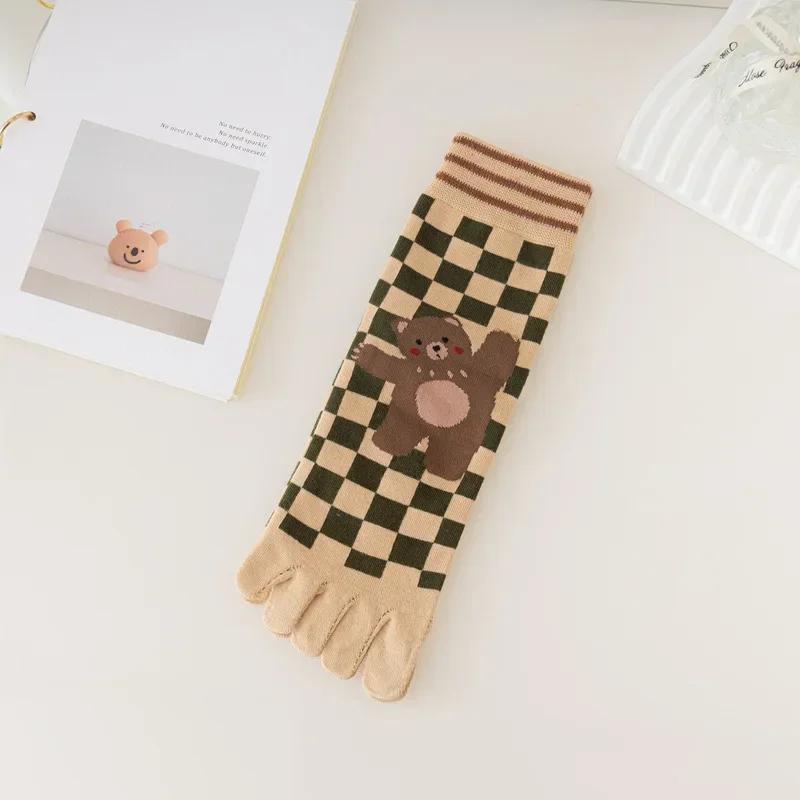 Nouveaux chaussettes mi-mollet respirantes absorbant la sueur à cinq doigts pour femmes, chaussettes à orteils séparés, chaussettes étudiantes mignonnes de dessin animé pour filles