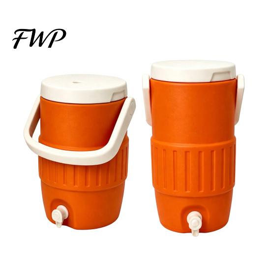 Portable Can Holder Insulated Drink Cup with Cool Riser Technology Large Capacity Cooler Spill-proof Bottle for Outdoor Camping Beach Job Site