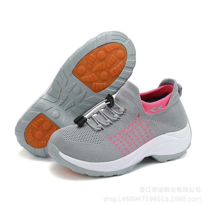 Non-slip Large Size Women's Shoes Fashionable Mother's Shoes Socks Shoes Casual Flying Knit Sports Shoes Light Rocking Shoes