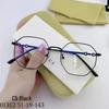 Trendy Women's Light-Changing Transparent Myopia Glasses with Slim Big Frame