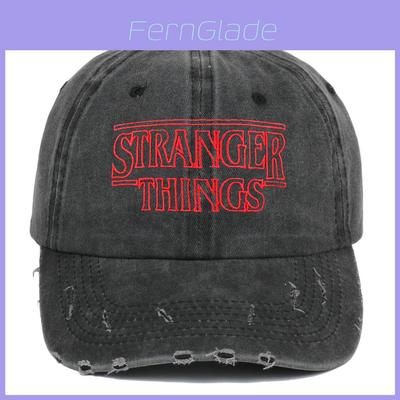 Cappellino da baseball vintage effetto invecchiato con ricami di Stranger Things e protezione solare per i fan.