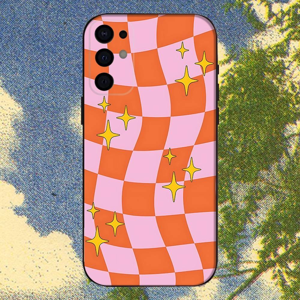 Checkerboard Checked Chess Board Phone Case For Samsung S25,S24,S21,S22,S23,S30,Ultra,S20,Plus,Fe,Lite,Note,10,9,5G Black Cover