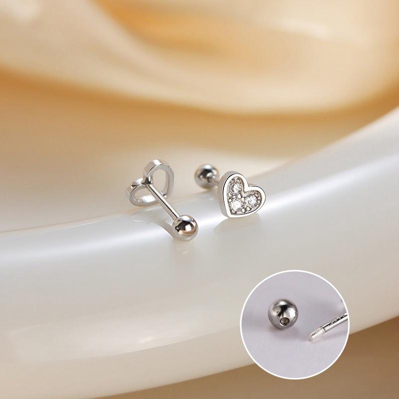 Silver Plated Simplicity Women Earring Hypoallergenic Small Love Heart Sweet Teen Ear Piercing Stud Earrings Jewelry Presen