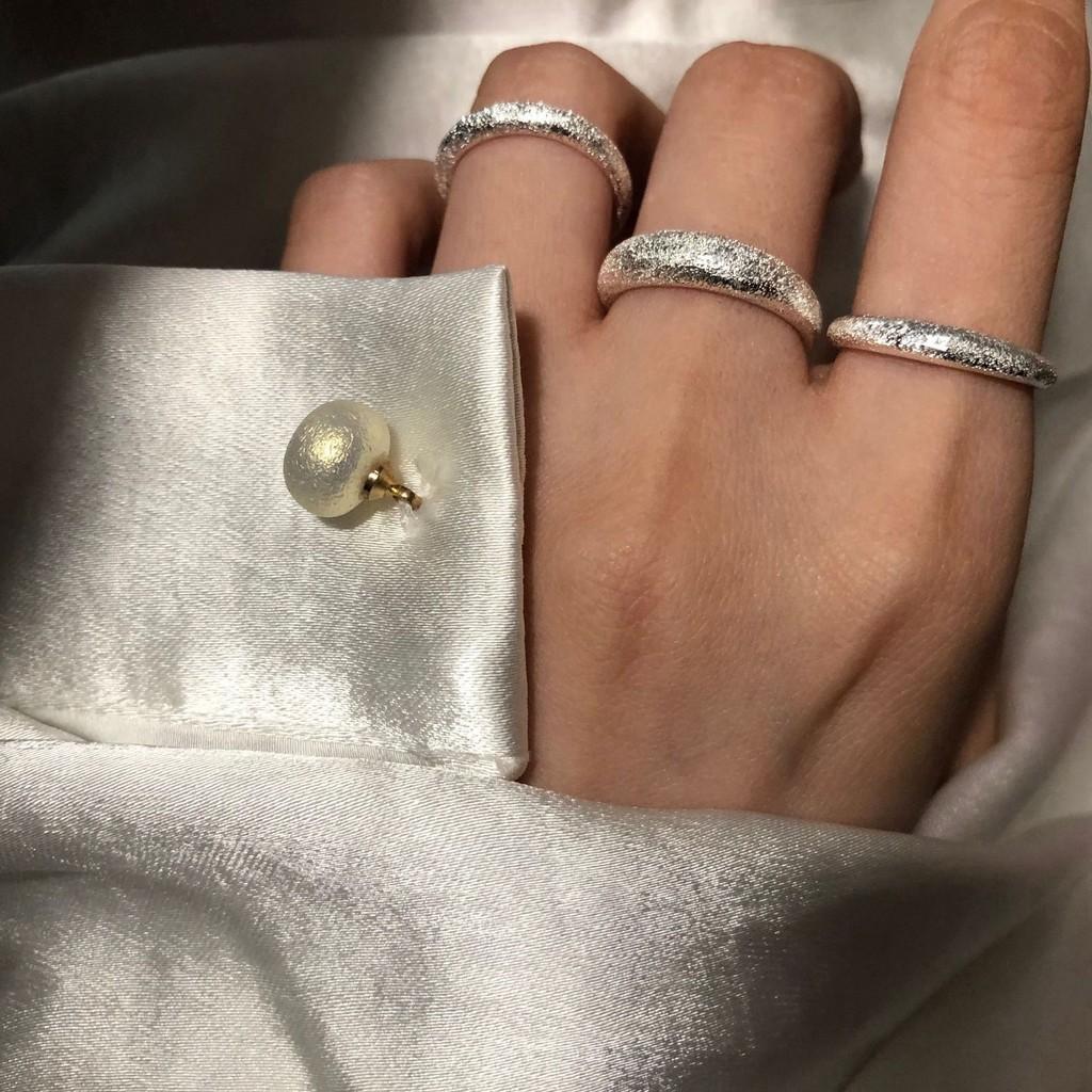 Starry Fashionable Silver River Ring For Women With Eyecatching Shimmer In Adjustable Design