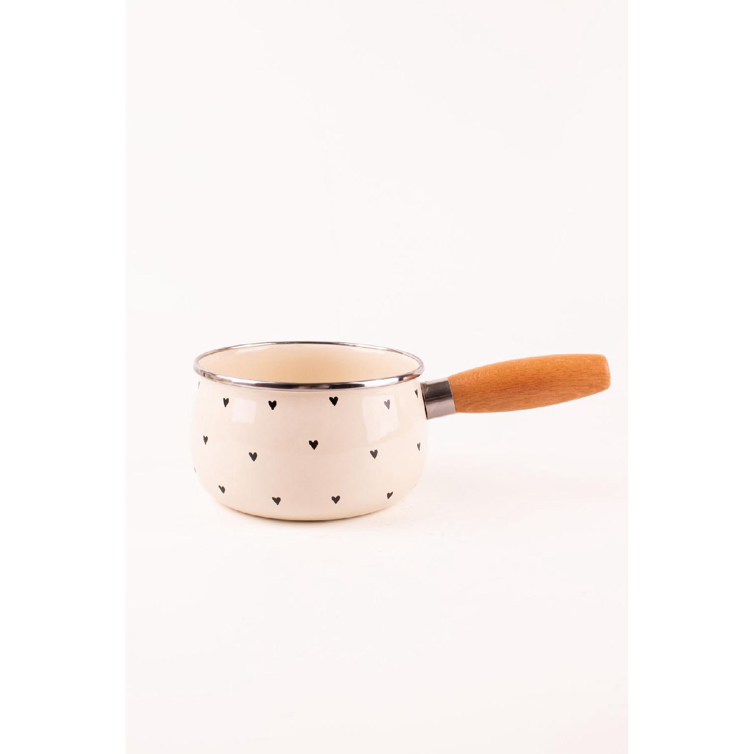

Black Cupid Wooden Handle Heart Pattern Enamel Sauce Pan 1.3 Liter