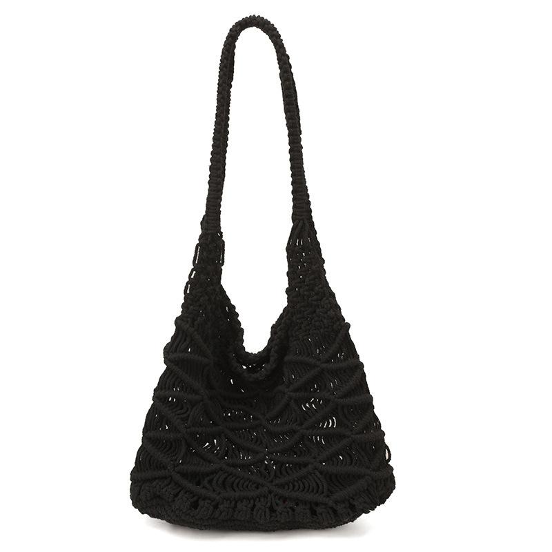 

Commuter Tote Bag - A Niche Design Handbag with A Large Capacity and An Underarm Compartment.