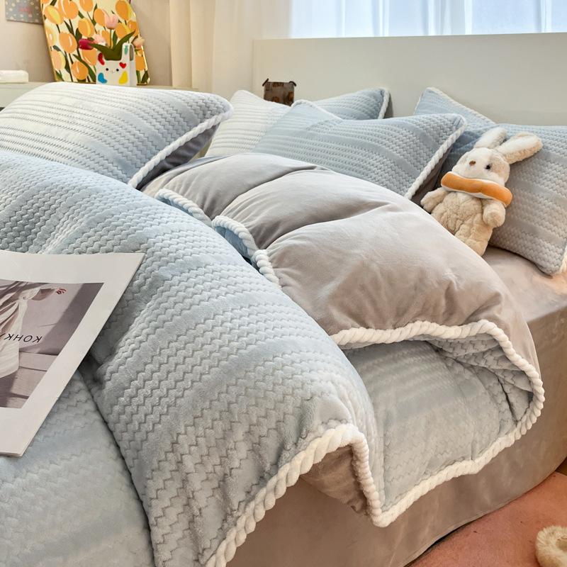 

2025 new Nordic style double-sided velvet autumn and winter jacquard milk velvet four-piece quilt cover dormitory three-piece 1.2m sheet 3pcs
