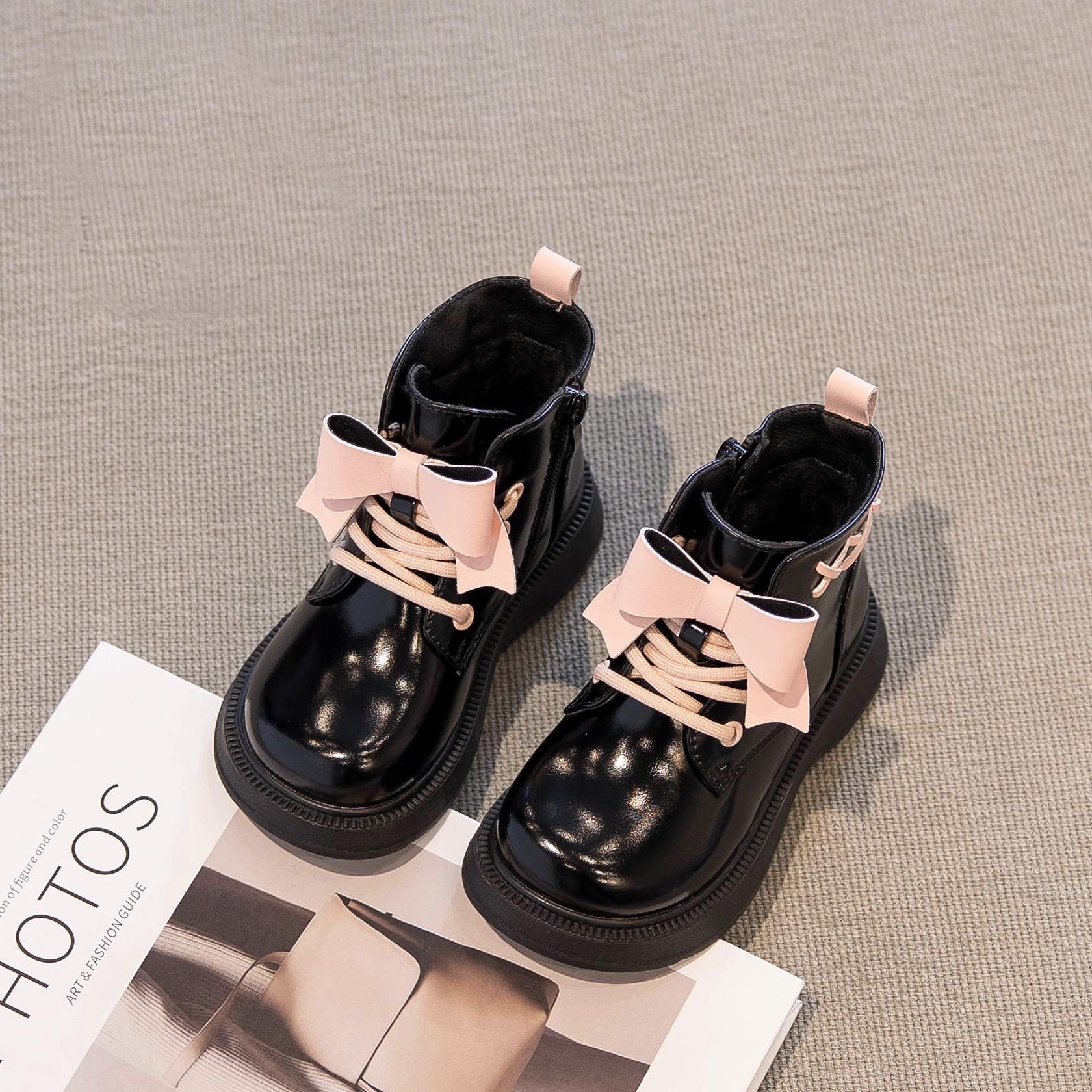 

Модные ботильоны для девочек, новые детские осенние ботинки в стиле Лолиты, универсальные повседневные детские короткие ботинки с толстой подошвой, молния сбоку 22 чёрный