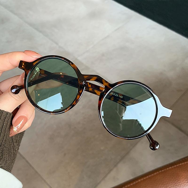 New Fashion Round Women Sunglasses Men Retro Personality Sunglasses Plastic Gradient Outdoor Sports Sun Glasses UV400