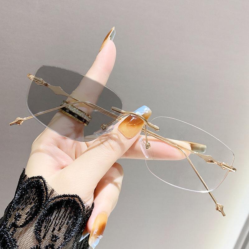 Luxury Square Pochromic Sunglasses for Women Men Fashion Color Changing Anti-UV Minus Eyewear Diopter 0 To-4.0 Myopia Glasses