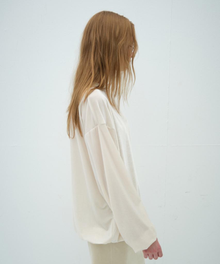 Obeodyupeulleeo Glow Loose Fit Velvet T-Shirt_Ivory