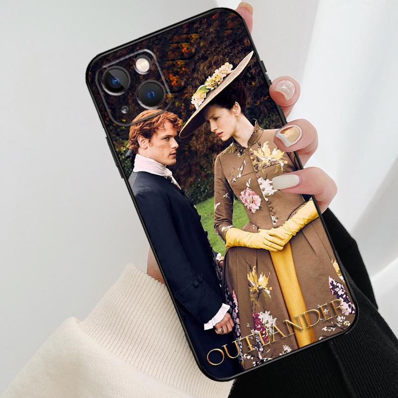 Outlander Jamie and Claire Phone Case For iPhone 17 Pro Max 16 15 14 11 12 13 Pro Max mini 15 16 Plus 16e 17 Air Cover