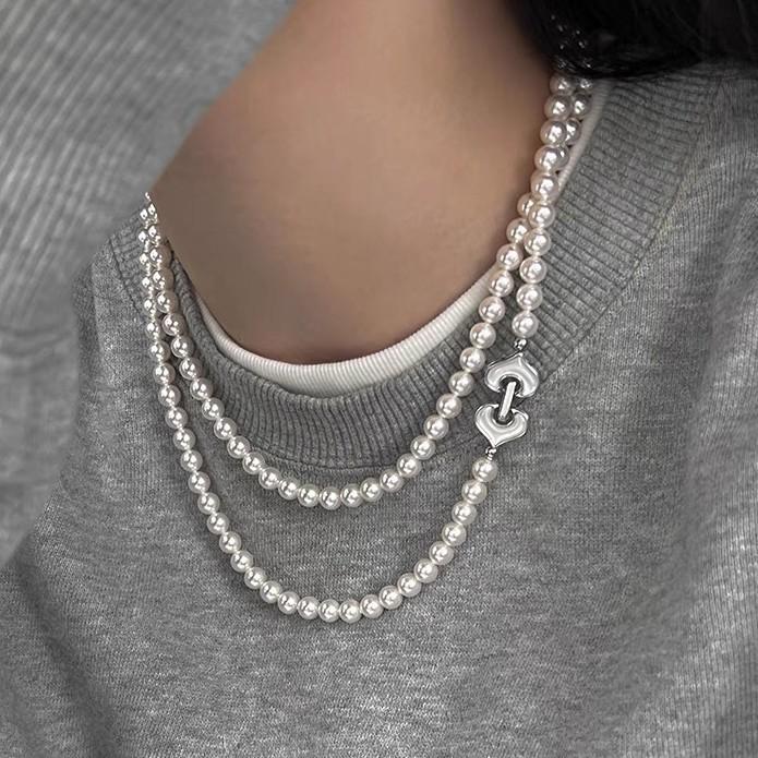 Shell Love Ring Buckle Design Shijia Pearl Necklace Temperament Is Round And Strong Light Imitation Pearl Long Sweater Chain