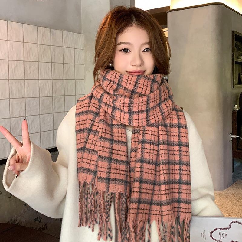 2025 Korean imitation cashmere scarf women's autumn and winter high-end warm shawl cute versatile plaid scarf