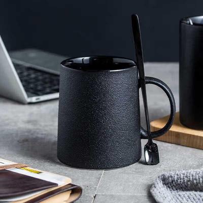 380ml Black Tapered Ceramic Mug with Lid and Spoon