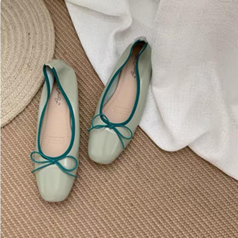 2025 Spring and Autumn New Fashion Versatile Korean Small Single Shoes Versatile Square Head Bow Grandma Shoes Soft Leather