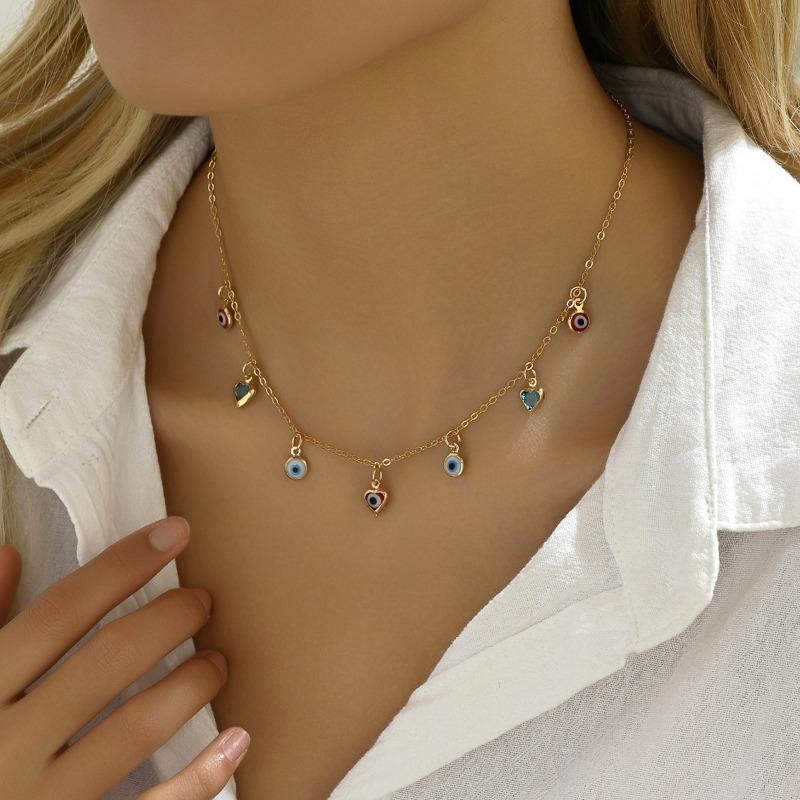 Fashion Women Elegant Versatile Heart Devil Eye Clavicle Necklace