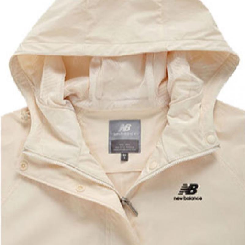 New Balance Club  Nbnac1w302 Cm Stretch Long Jacket Women S Training Windbreaker