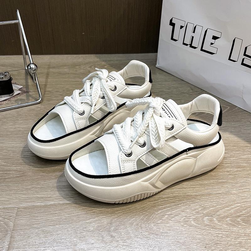 

Туфли на толстой подошве женские летние 2025 новые полые сандалии дышащая обувь универсальная повседневная спортивная обувь детская 40