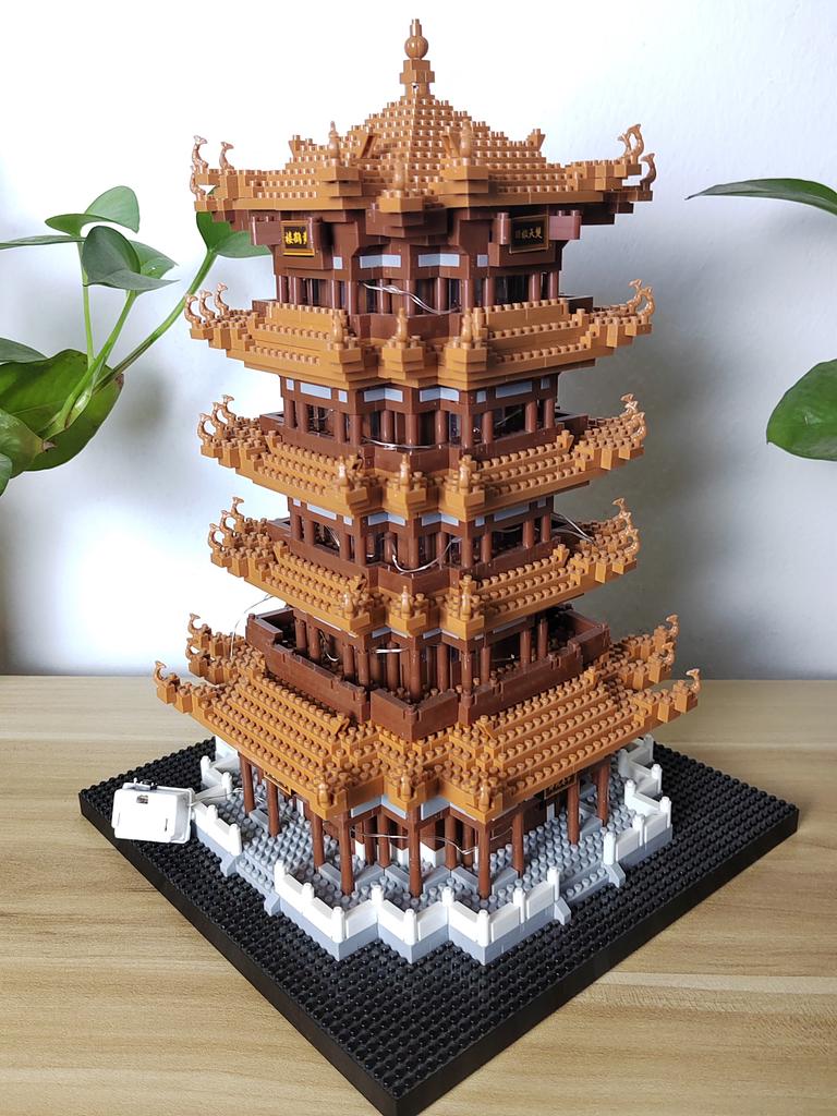 Knew Built Yellow Crane Tower of Ancient China Exquisite Building Blocks Construction Toy Optional LED Light Stunning Scenic