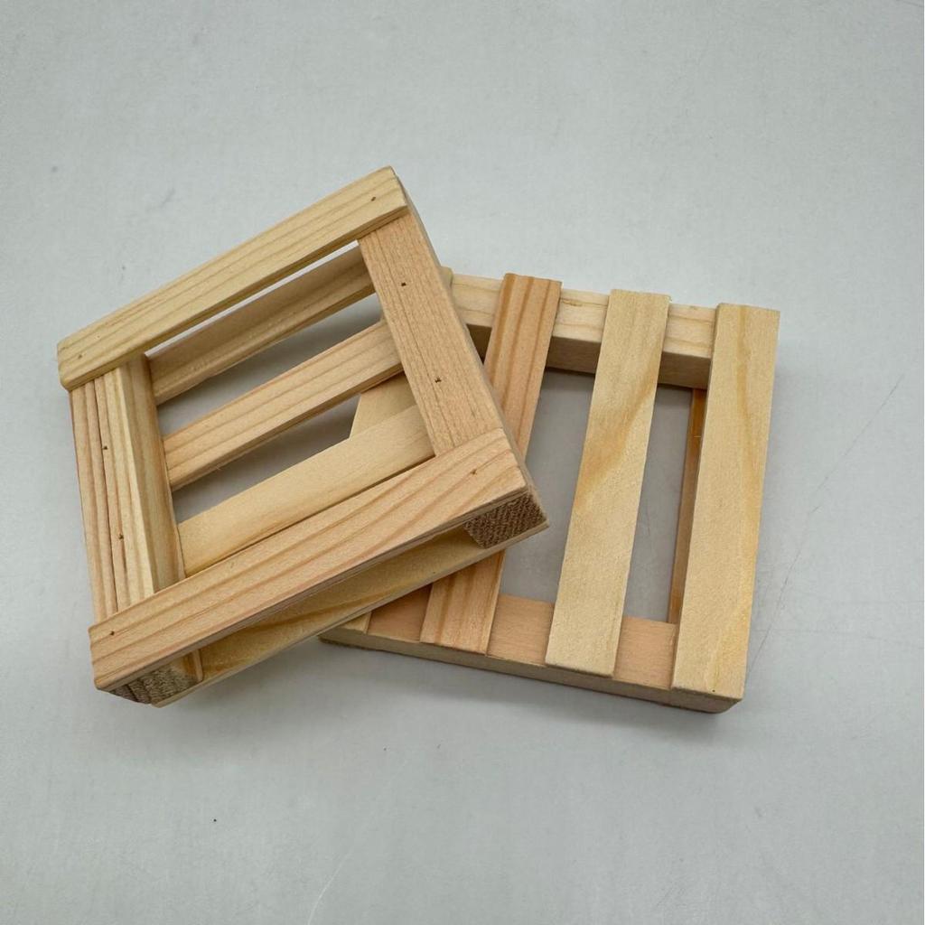 Heat-Resistant Wooden Openwork Coaster and Mini Tray