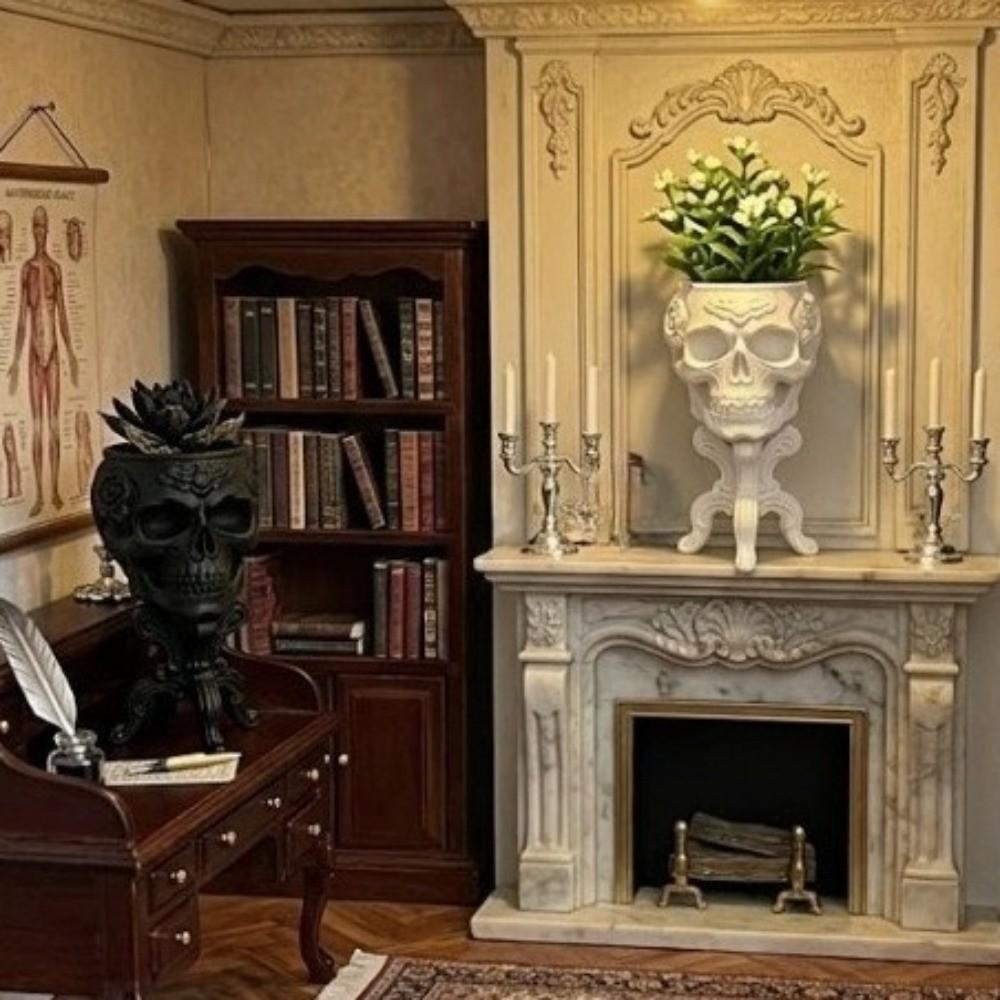 Spooky Dark Skull-Shaped Table Vase Gothic Mini Skeleton Flower Pot Indoor Home Decor