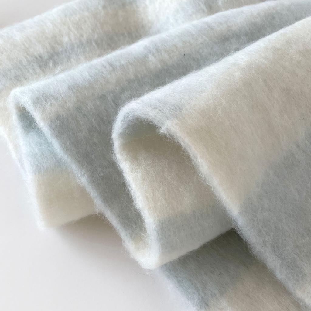 New simple solid color mohair scarf, thickened and warm in autumn and winter, versatile shawl, fluffy and large pulled scarf.