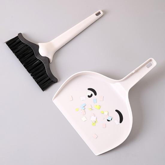 Set Mătură Mică de Birou cu Făraș Design Ergonomic al Mânerului Dimensiune Compactă