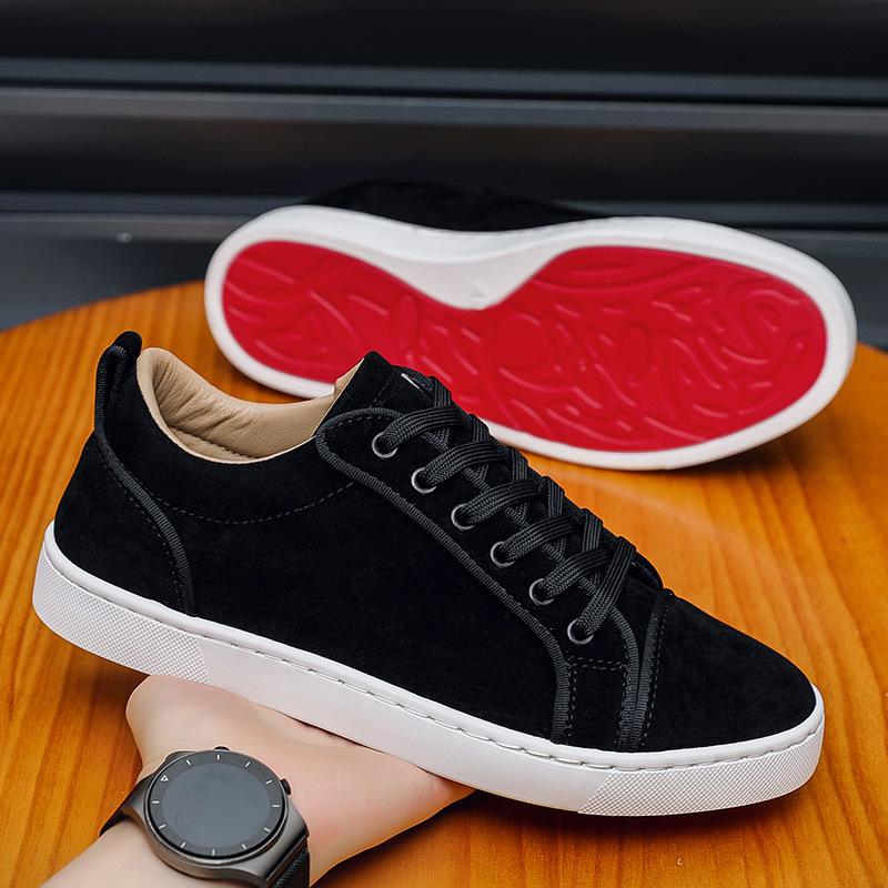 New Cool Men Suede Leather Casual Shoes Street Trend Flat Skate Shoes Young Man Lace-up Sneaker