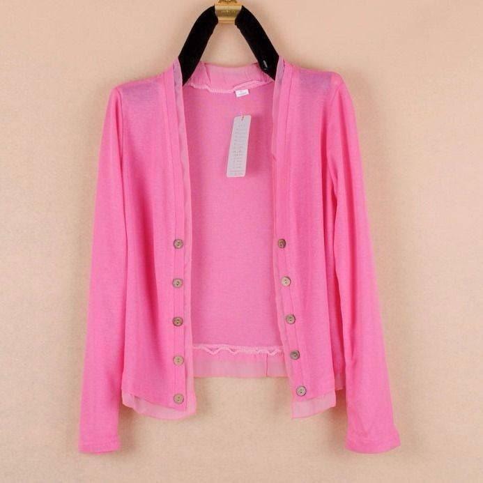 Cardigan estivo da donna in maglia di seta con bordi a balze e chiusura a bottoni per abbigliamento casual
