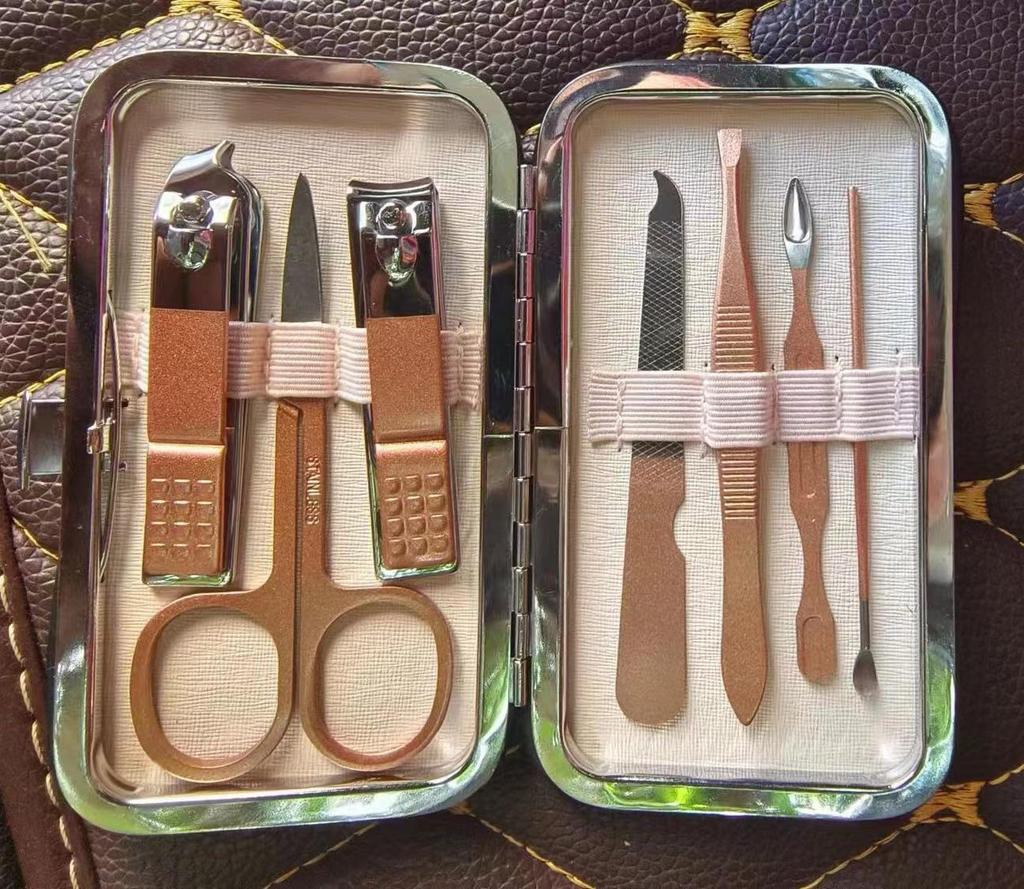 Rose Gold 18-Piece Stainless Steel Manicure Set - Nail Clippers & Art Tools
