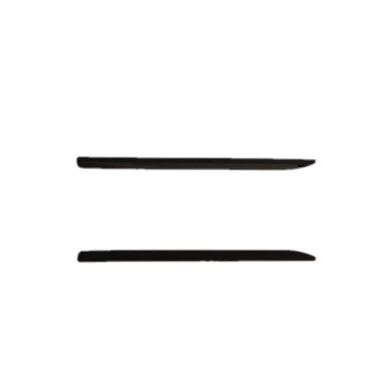 The LR157970 fits the lower trim of the front bumper for Land Rover Range Rover Vogue.