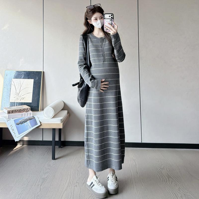 Introducing the 2026 Early Spring Slim Fit Striped Knit Casual Maternity Dress - Stylish and Versatile! XL
