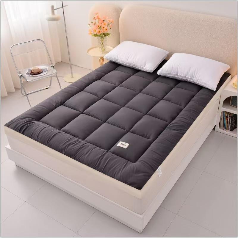 2026 New Foldable Thicken Fluffy 8cm Mattress Toppers Queen Four Seasons Soft ,Mattress Pad,Tatami Mat Japanese Futon Mattress 1pc 90X200x8cm