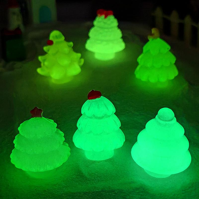 Ornamente drăguțe luminoase pe timp de noapte, colorate cu scenă de zăpadă și accesorii transparente pentru pomul de Crăciun pentru Crăciun