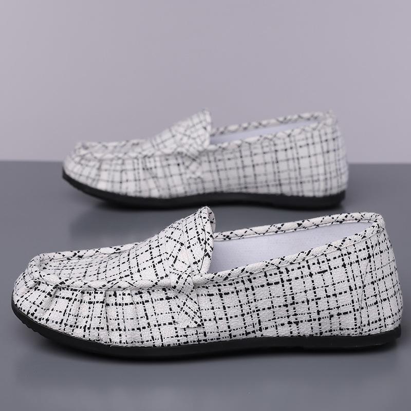 

Summer new men s shoes are trendy, comfortable and casual, light and one-pedal, fashionable and breathable, trendy casual men s shoes 46