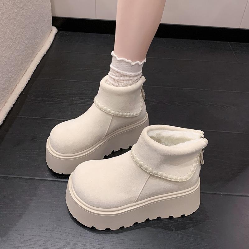 Yang Mi winter thickened warm snow boots women's small thick soles increase height fashion lightweight not tired feet short boots