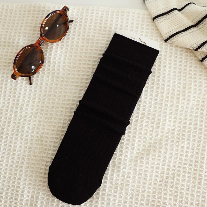 

Wool Socks Piles Of Socks Season Thin Warm Solid Color Retro Versatile Mid-Leg Socks One size fits all чорний