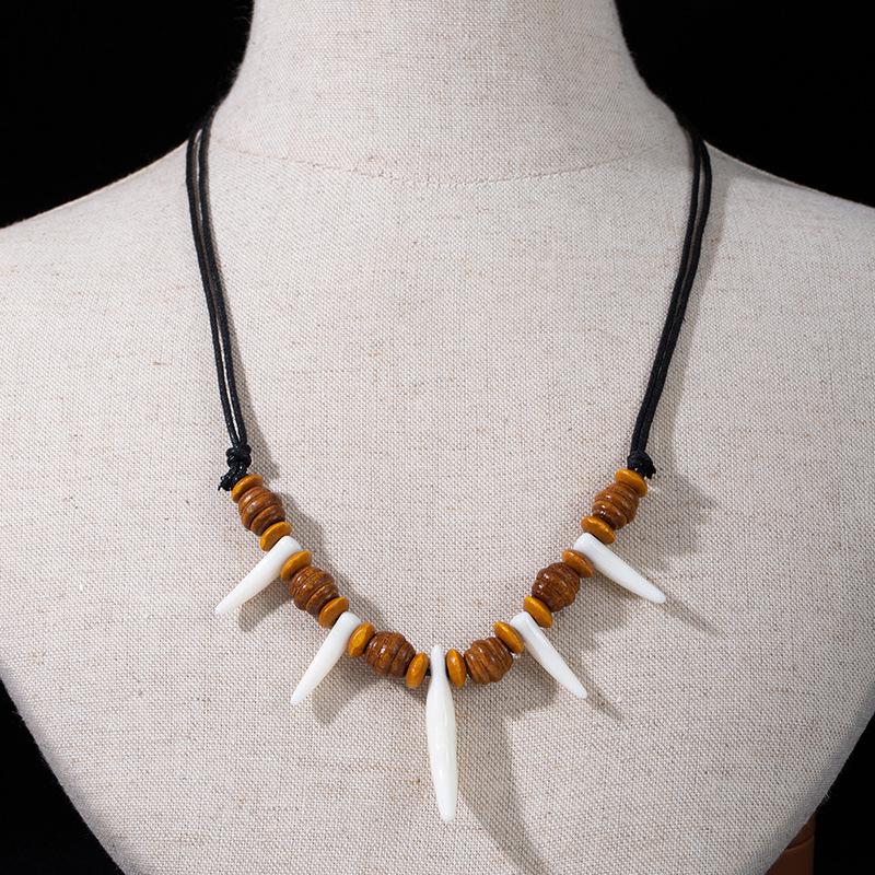 

1Pc Retro Ethnic Wind Wolf Tooth Shark Tooth Necklace Tibetan Tribal Ethnic Style Necklace Bohemian Accessories