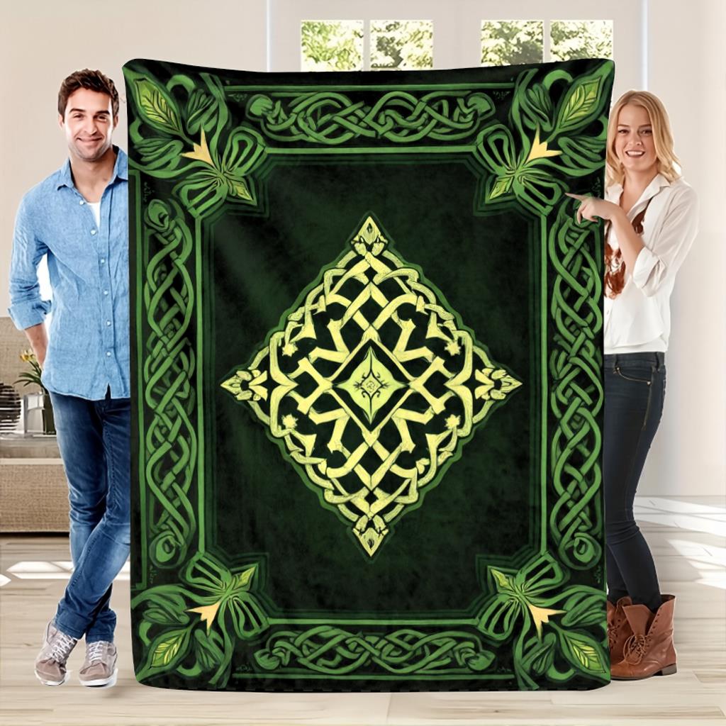 Contemporary Celtic Knot Flannel Throw Blanket - Soft Cozy Fleece Blanket,  Warm All-Season Home Decor 75cmx90cm
