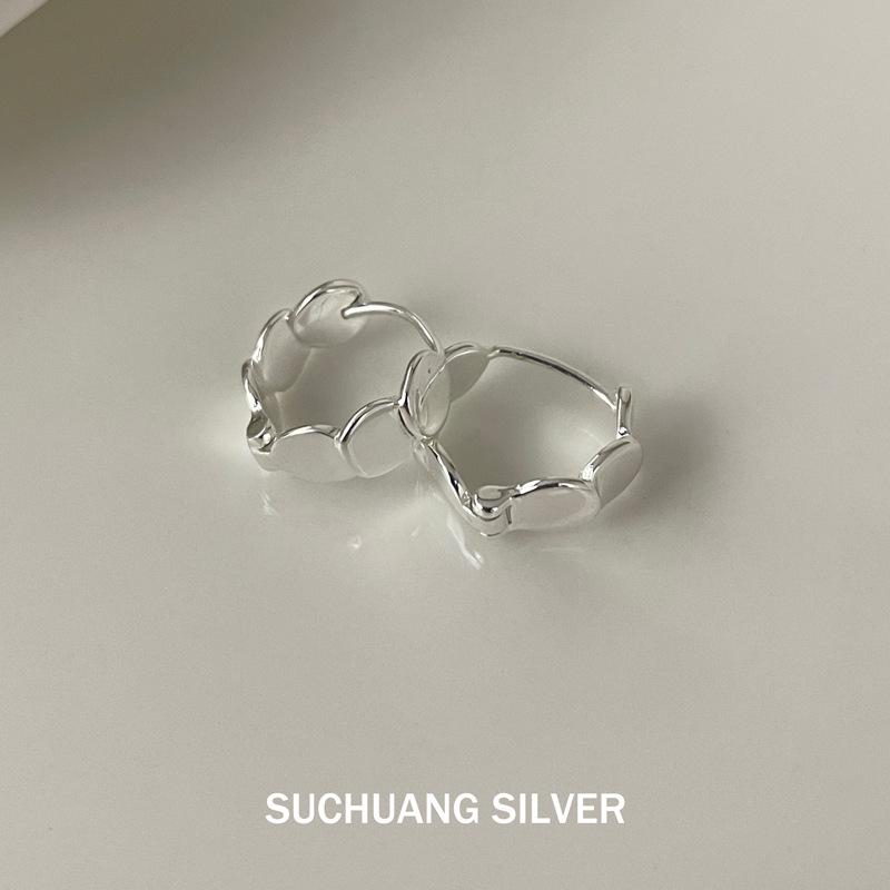 Su Chuang S925 Sterling Silver Round Disc Hoop Earrings: Luxury High-End Design with Fish Scale Backs, Versatile Earrings for Women