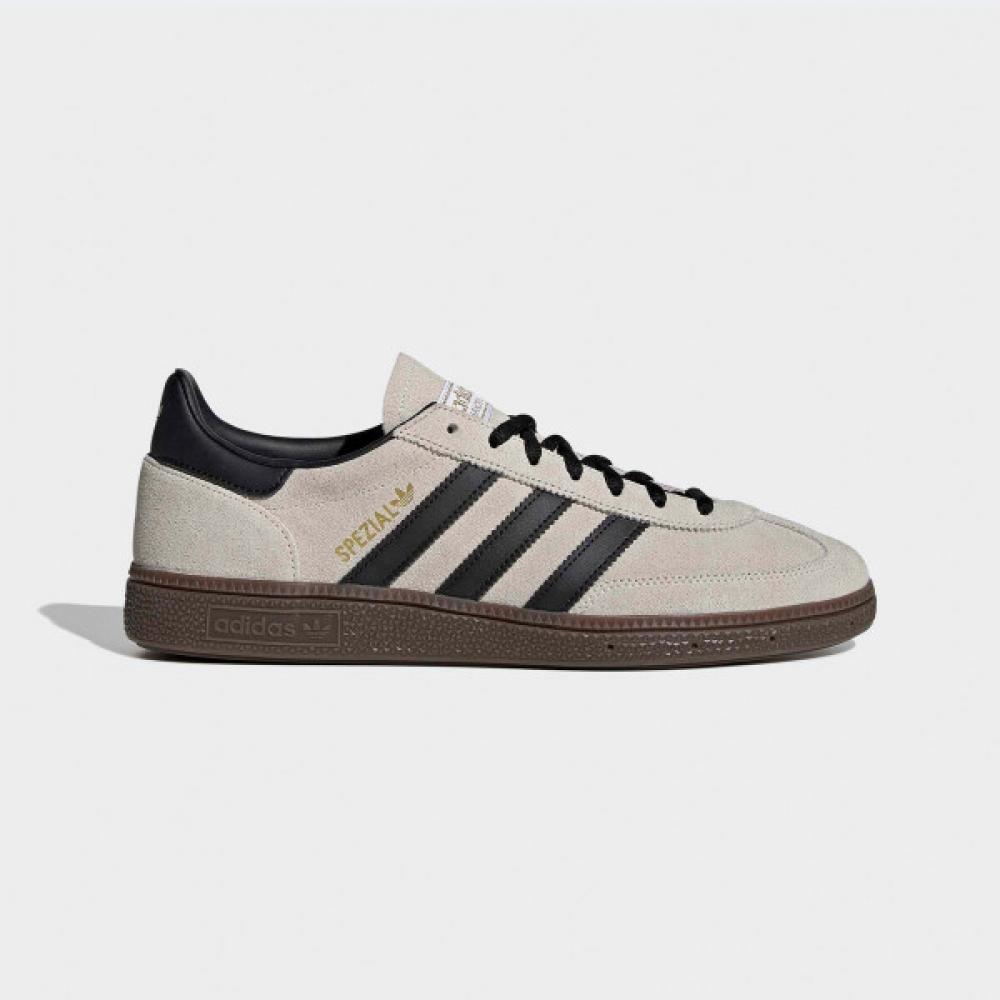 

Adidas Unisex Fashion Sneakers Ki1415 Grey/220