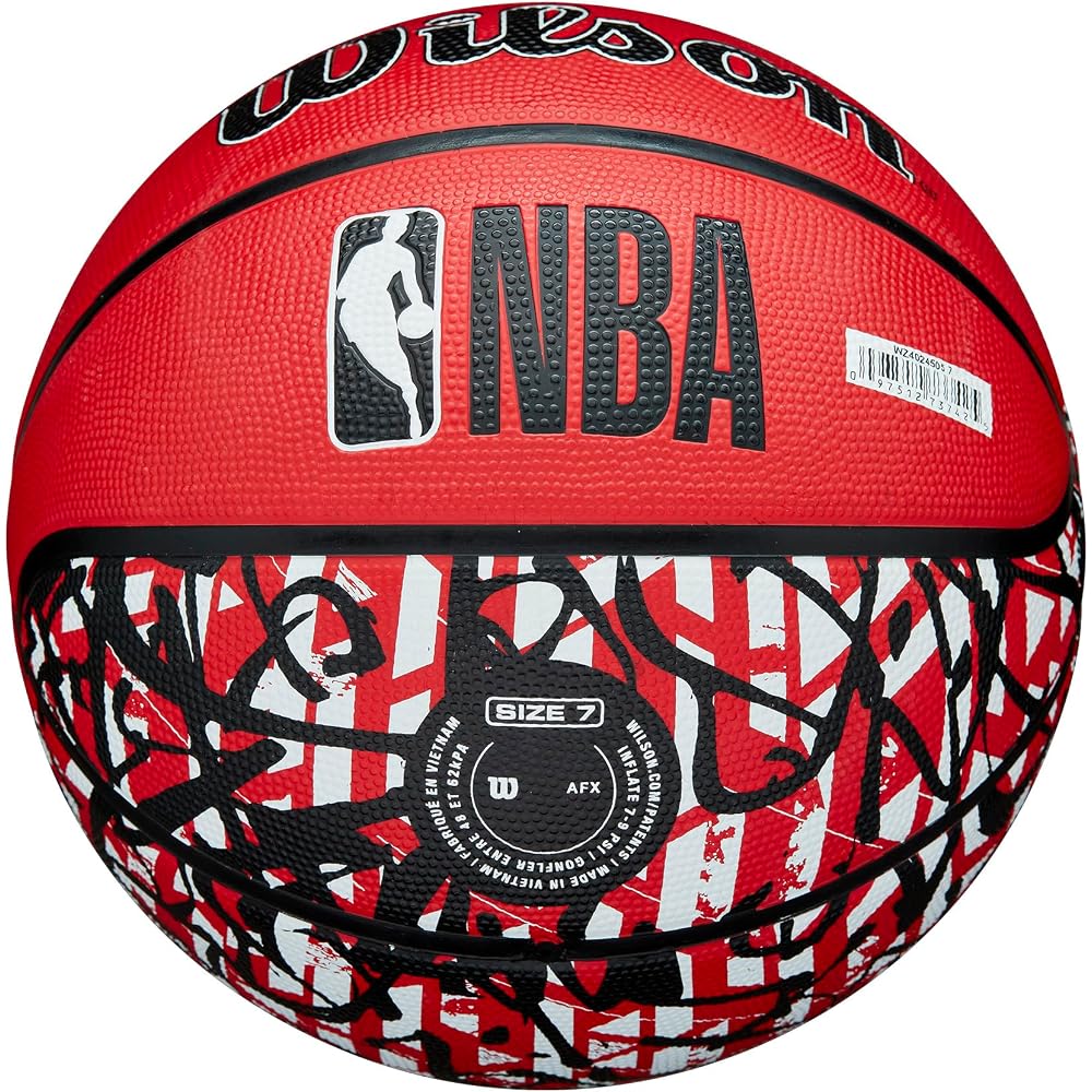 Wilson NBA Team Graffiti Chicago Bulls Basketball Outdoor Size 7 Diameter 24.5cm