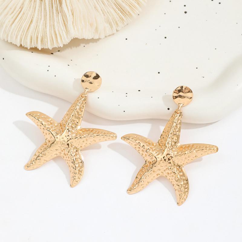 Vintage Gold Color Starfish Pendant Earrings for Women Fashion Metal Five Pointed Star Earrings Seaside Vacation Jewelry Gift